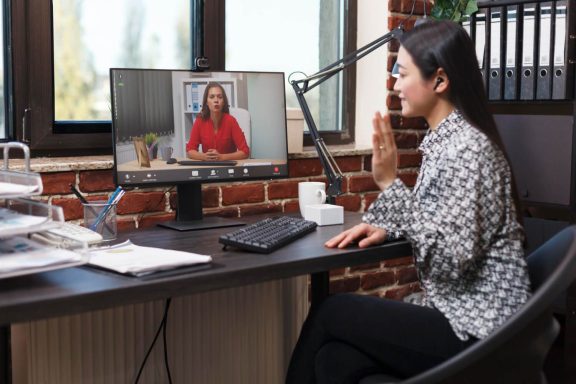 agency-asian-analyst-digital-videocall-conference-with-accountant-talking-about-revenue-documentation-businesswoman-briefing-team-leader-about-failed-strategy-unfinished-presentation